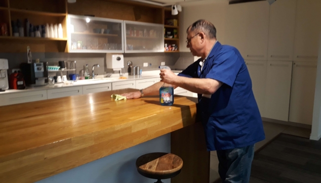 חברת אניויז'ן במרכז עזריאלי חולון